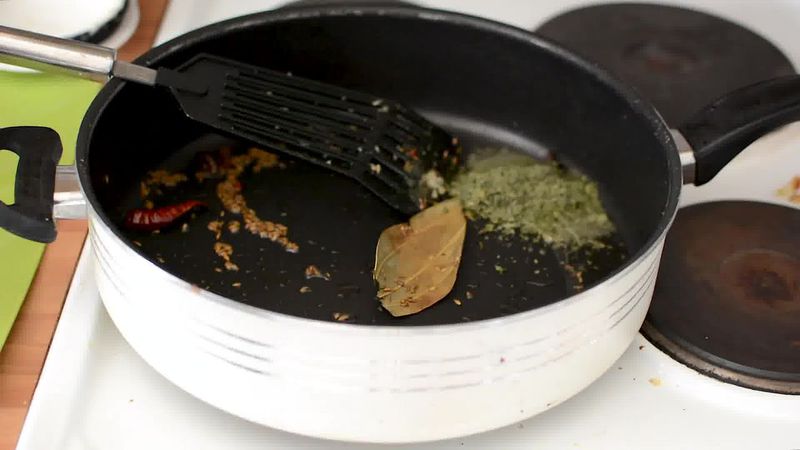 Image of the recipe cooking step-1-12 for Dhaba Style Dry Aloo Gobi - Potato and Cauliflower