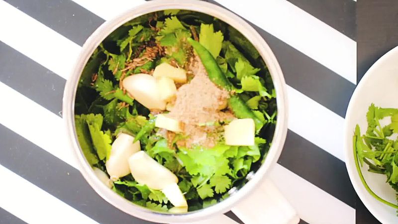 Image of the recipe cooking step-1-1 for Mint Coriander Chutney - 2 Ways