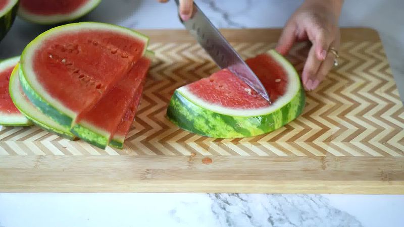 Image of the recipe cooking step-1-1 for Watermelon Mojito